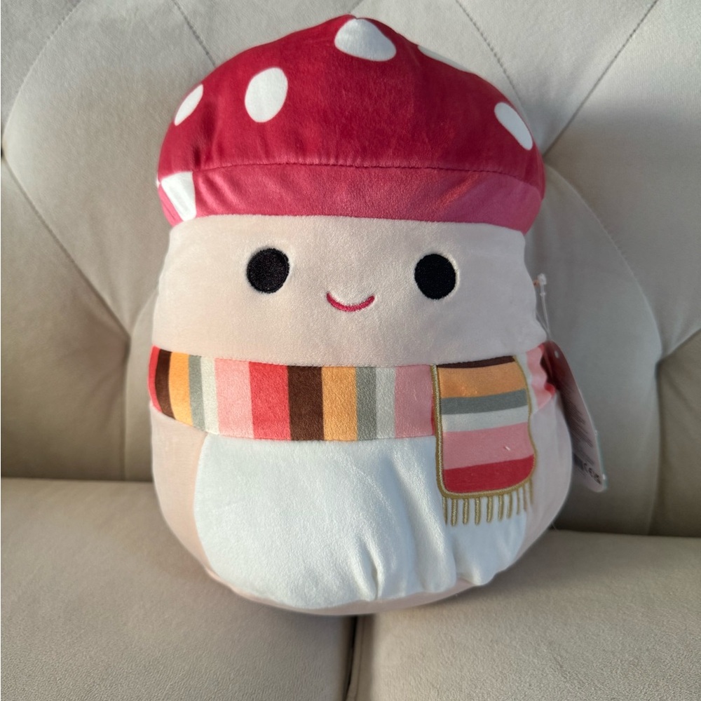 Squishmallows Malcom size 10